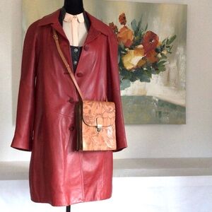 Danier Retro Leather Button Up Coat 
Zip Out Quilted Liner